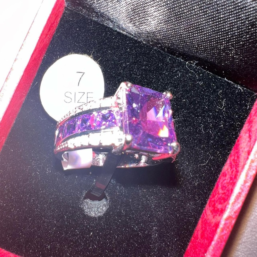 NWT 18kt white gold plated Ring - Picture 3 of 4